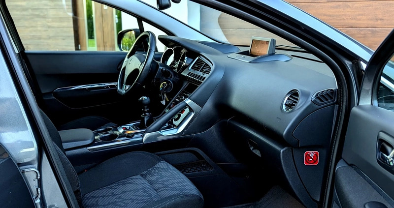 Peugeot 3008 cena 27900 przebieg: 151000, rok produkcji 2011 z Oława małe 781